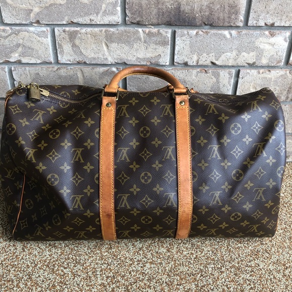 SOLD—-Authentic Louis Vuitton Keepall 50 - Picture 5 of 8